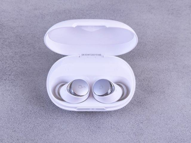 Sonos Beam Gen 2 : la barre compacte qui fait entrer l'Atmos chez Sonos